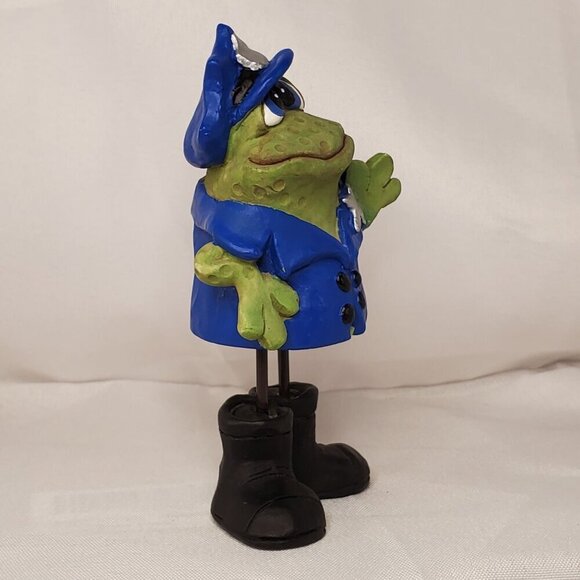 Russ Berrie Frog Cop from the Teenie Countrykins series By Kathleen Kelly - Picture 8 of 10